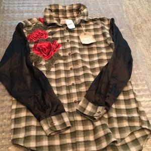 LF Furst Of a Kind Roses Flannel one size